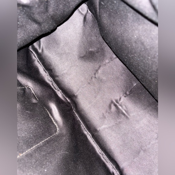 YSL leather handbag. Satin interior. In GUC. Has rubbing on corners. CLR price - Picture 10 of 14